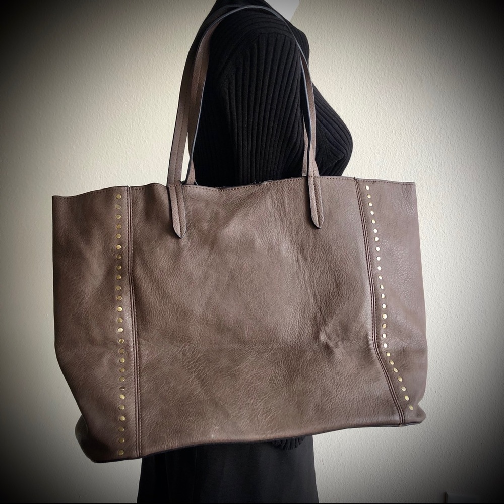 VEGAN Leather Maxi Shoulder bag - NWOT